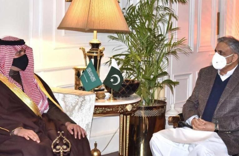 Saudi Interior Minister and Army Chief Meet: Discuss bilateral relations￼